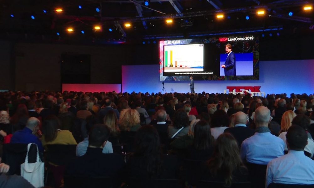 TEDx, il progresso sul palcoscenico di Villa Erba
