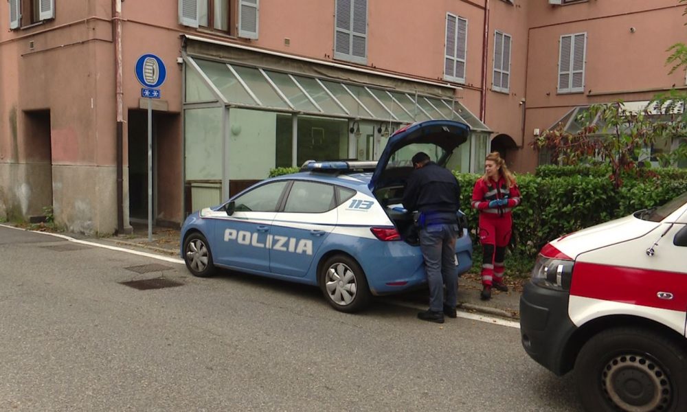 Como, donna picchiata dal compagno in via Carso, interviene la polizia