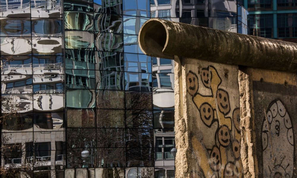 Trent’anni fa la caduta del Muro di Berlino: venerdì su Etv puntata speciale di Nessun Dorma