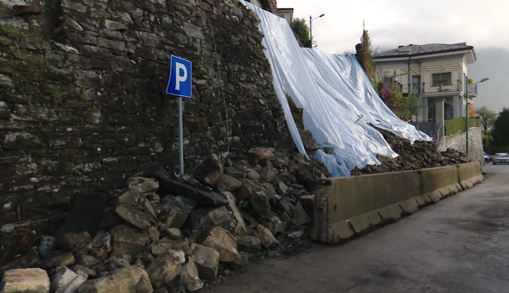 Frana a Cernobbio, il sindaco: “Valutiamo di riaprire a breve una corsia”