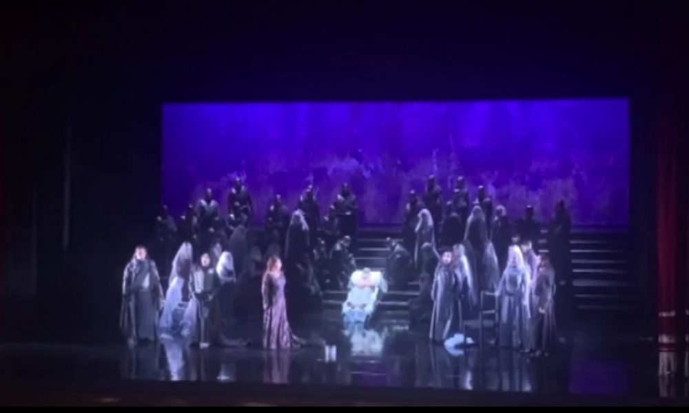 Macbeth al Teatro Sociale di Como: ieri la prima opera lirica, domani si replica