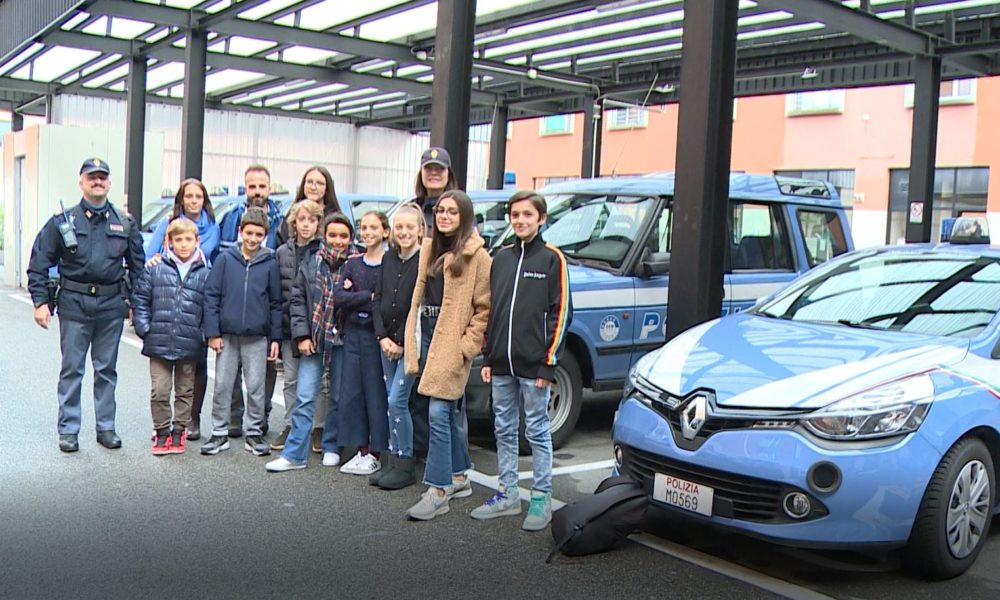 Giornata dell’Infanzia, studenti in questura a Como per celebrare i diritti dei bambini