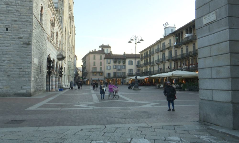 Sicurezza, stop alle bottiglie di vetro in centro. L’ordinanza sindacale per gli eventi di Natale