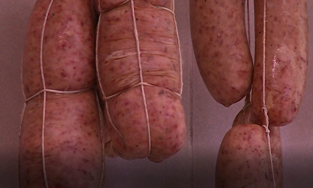 “Carta d’identità” per i salumi, Trezzi: “Tre prosciutti su quattro provengono dall’estero all’insaputa dei consumatori”