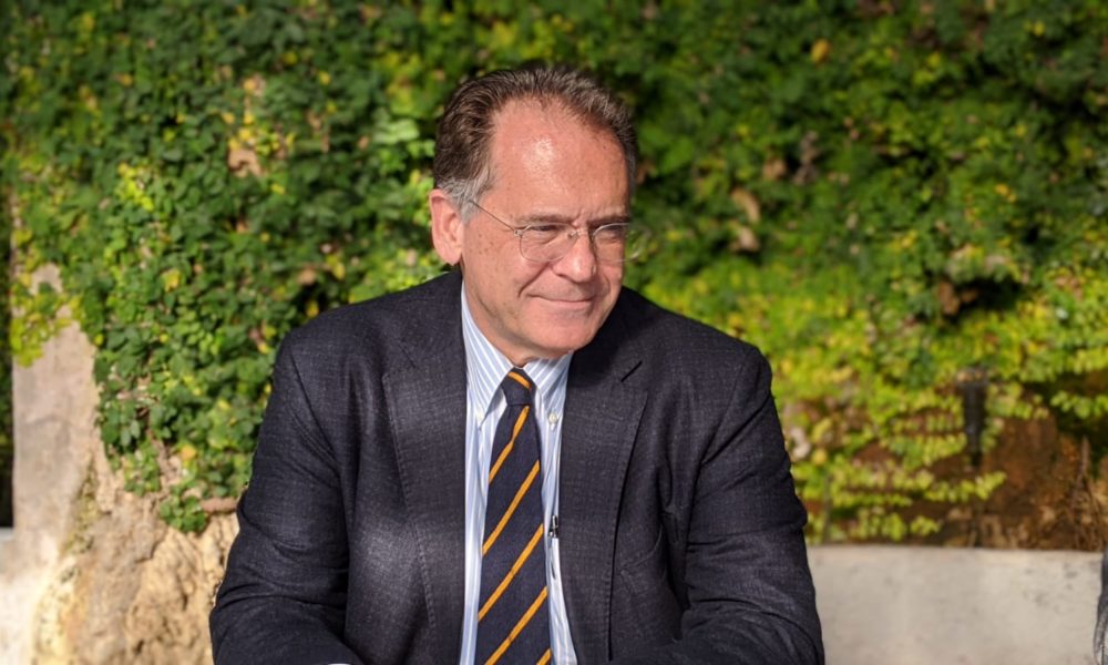 Il “Verde Natale” della Fondazione Volta. Il decalogo per tutelare il Pianeta sarà divulgato da Cecchi Paone