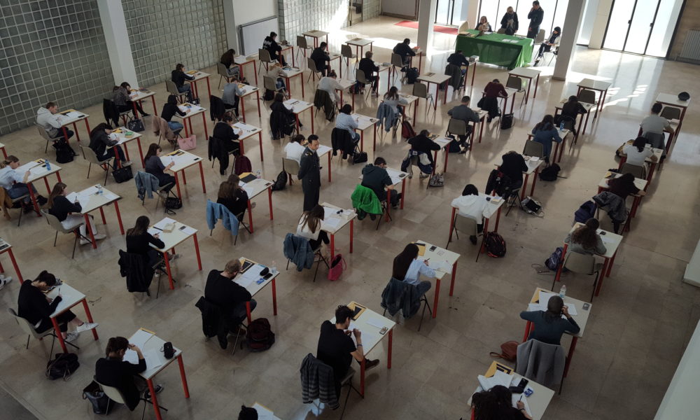 Educazione alla legalità, concorso della finanza per le scuole comasche