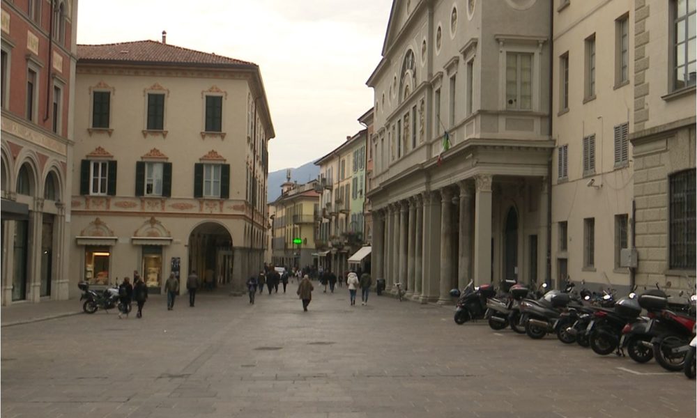 Coronavirus, Regione Lombardia chiede altri 7 giorni di restrizioni