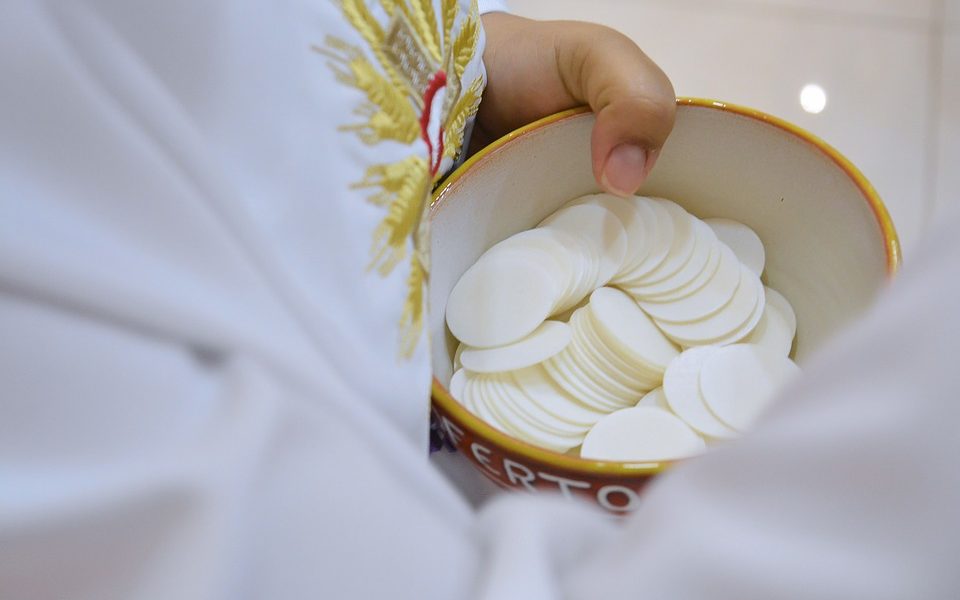 Messa in diretta su Etv, domani la celebrazione da Tavernerio