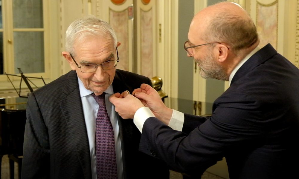 “Paul Harris Fellow”, il Rotary Club Como premia Giuseppe Guzzetti