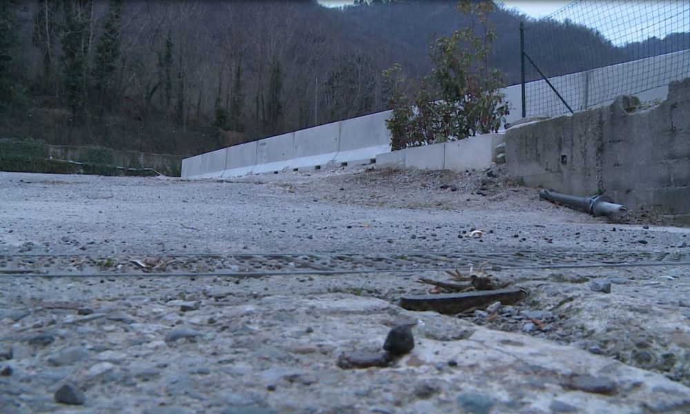 Como, aperto il parcheggio in via Regina: 70 posti gratuiti nell’ex centro migranti