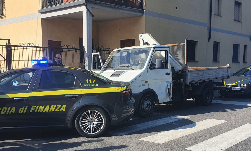 Scappa all’alt della Finanza. Arrestato a Mozzate dopo una rocambolesca fuga