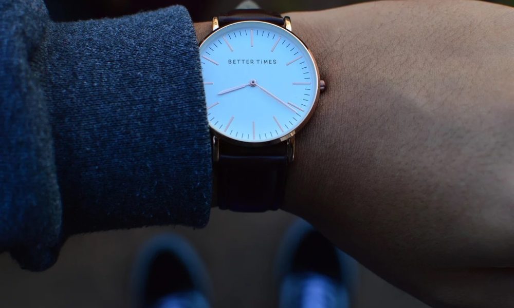 Lancette avanti, stanotte torna l’ora legale