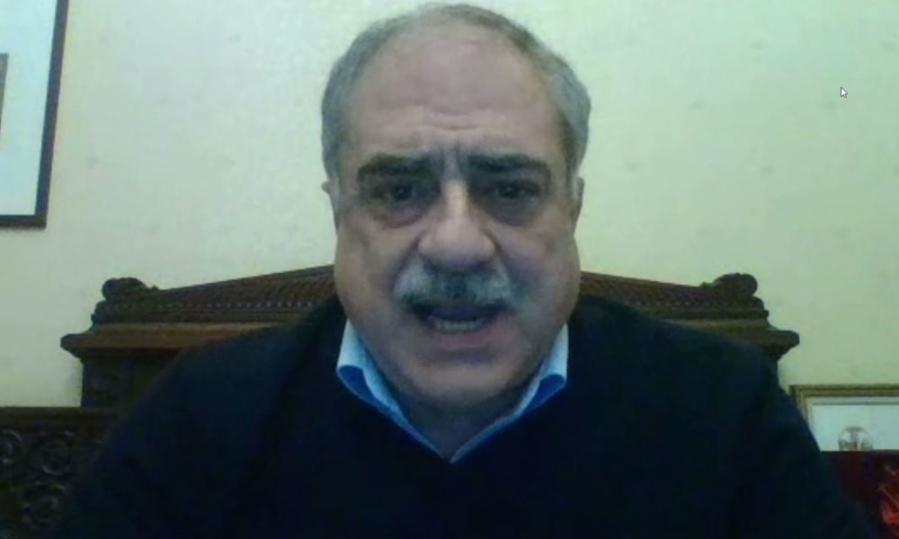 Como paralizzata, il sindaco: “Chi era sprovvisto di gomme da neve o catene sarà multato”