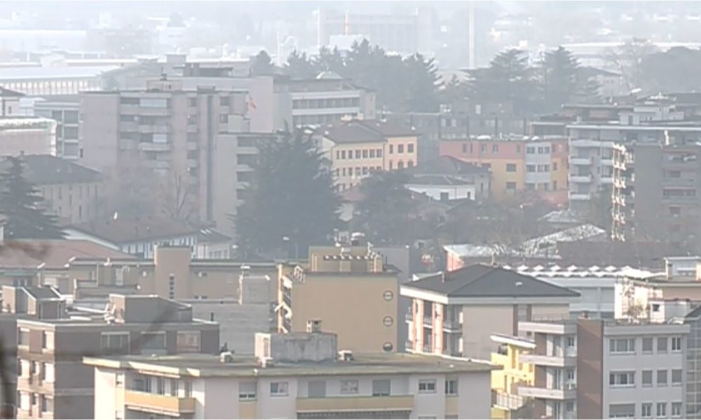 “L’eccezione ticinese”: Berna approva le misure del Cantone. In Svizzera oltre 12mila positivi, in Ticino sono 1.688