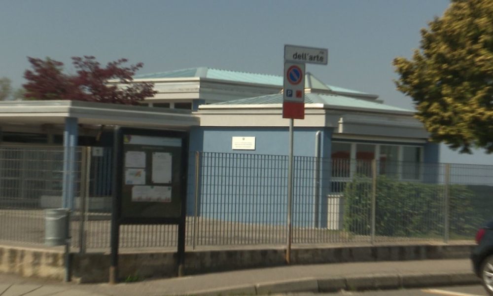 Fenegrò, catena di aiuti e solidarietà, computer per le lezioni a distanza per 120 ragazzi