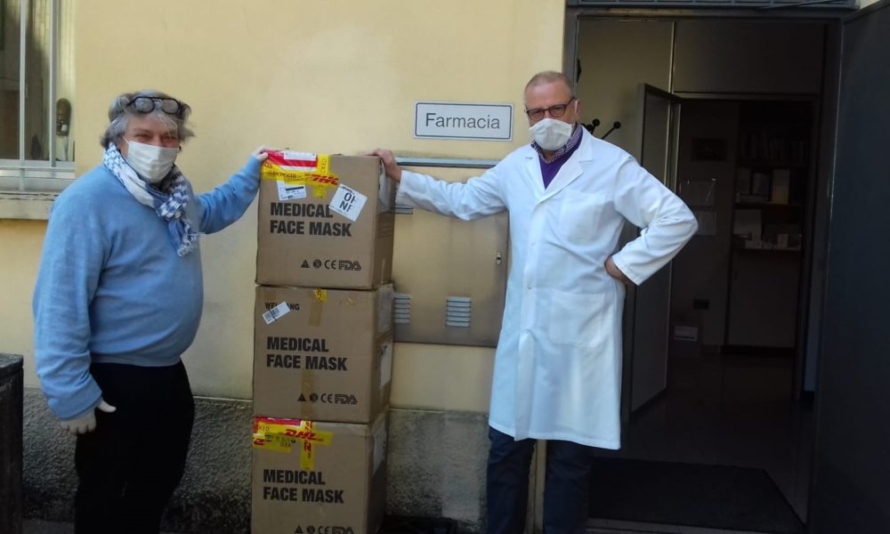 La donazione degli operatori doganali dell’Oda: 12mila mascherine all’ospedale Valduce