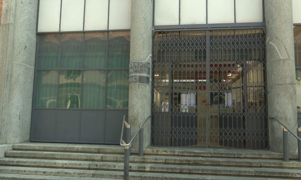 Mercato coperto chiuso, scoppia la polemica. La Regione fa dietrofront