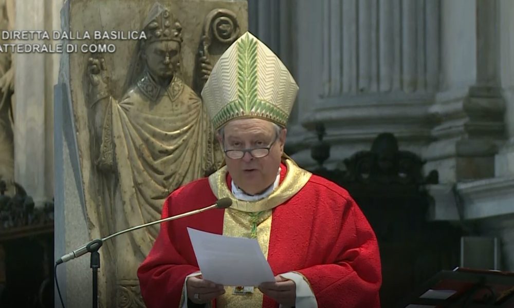 La messa della domenica delle Palme, il vescovo: “Il dramma della Passione di Gesù nella solitudine”
