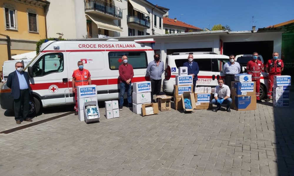 Basket solidale, donati strumenti e materiale alla Croce Rossa di Cantù