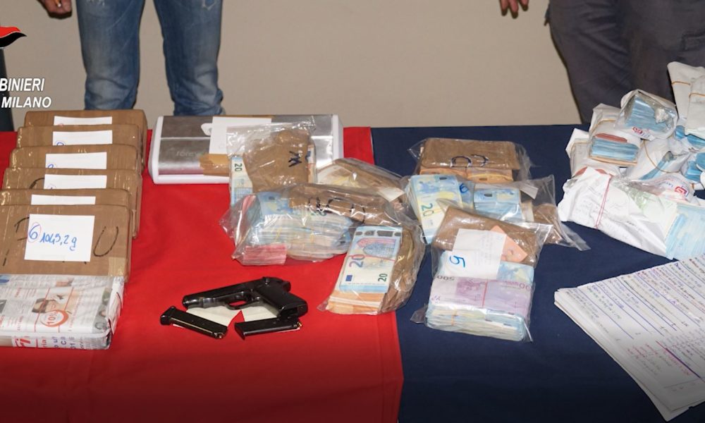 Operazione “Boxes”, 15 arresti e 15 chili di cocaina sequestrati. Anche i carabinieri di Como nel blitz