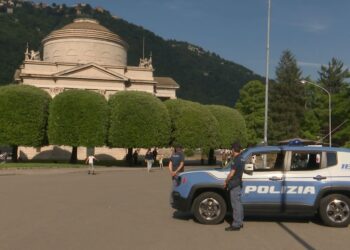 controlli polizia al tempio voltiano