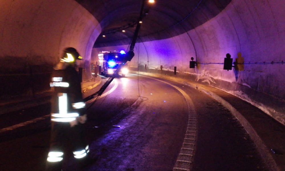 Cede l’impianto di illuminazione, chiusa la galleria Brogeda 3