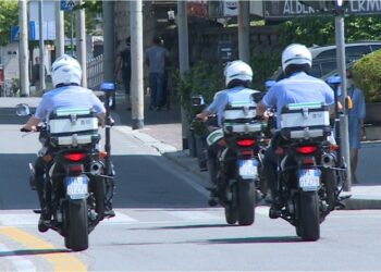 polizia locale in moto