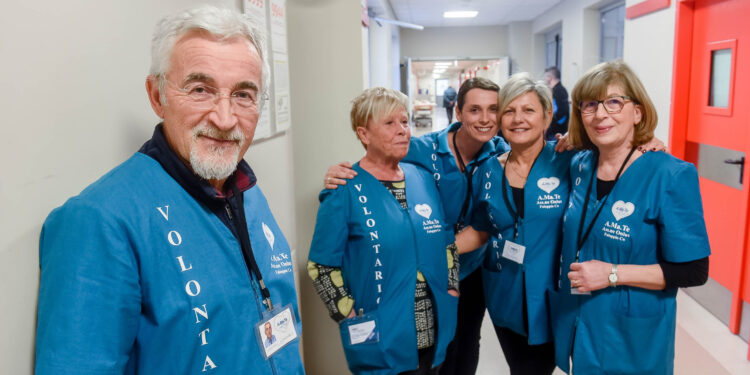 San Fermo della Battaglia foto per Diogene, l'associazione A.Ma.Te che rpesta volontariato presso il pronto soccorso