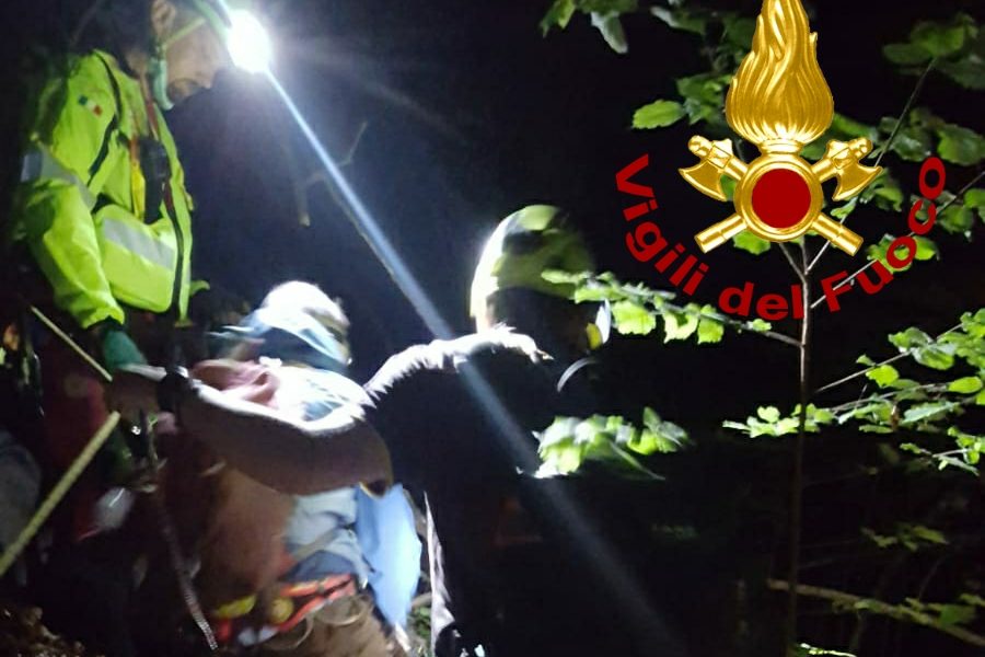 Valle Intelvi, escursionisti dispersi rintracciati e salvati dai vigili del fuoco