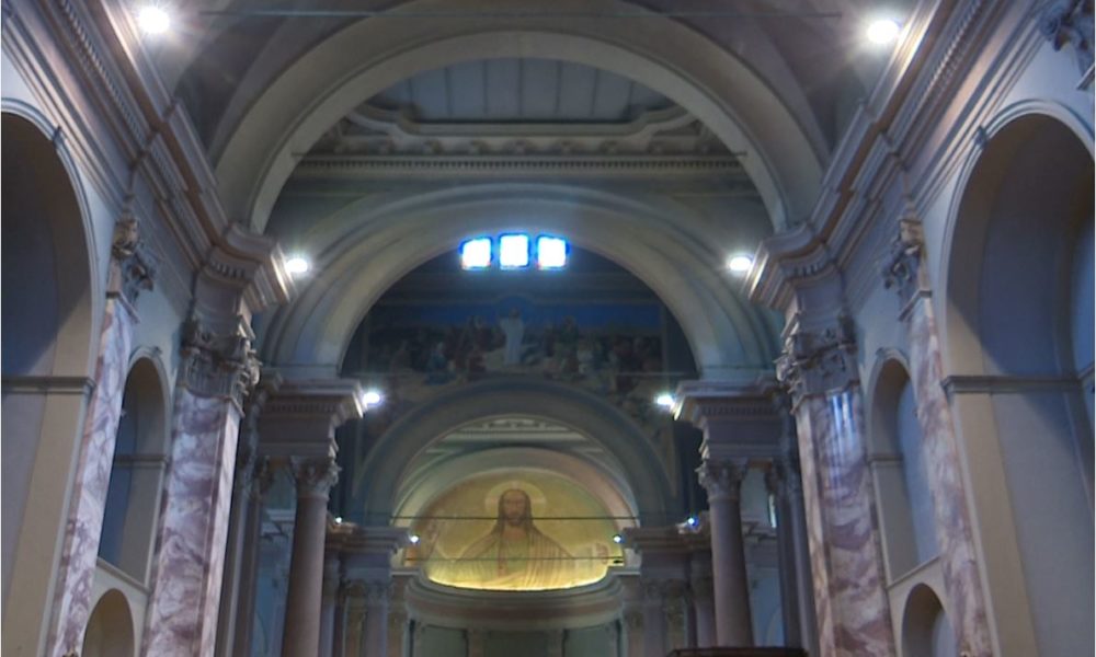 Domani la messa dalla chiesa di San Bartolomeo. Alle 10 la celebrazione in diretta su Espansione Tv