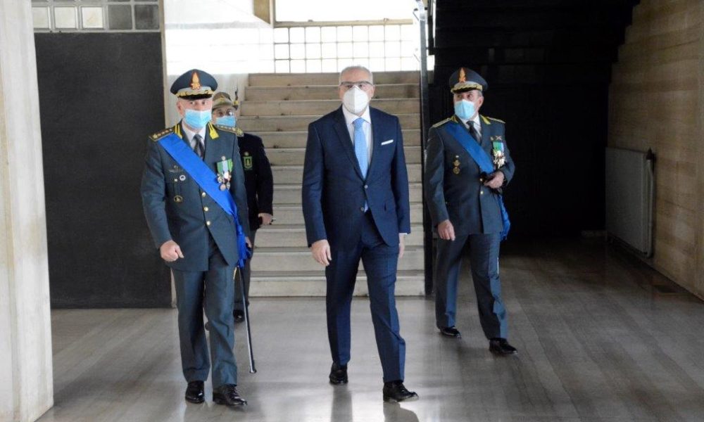 Guardia di Finanza, l’allerta del comandante: “La crisi post virus terreno fertile per usura e infiltrazioni”