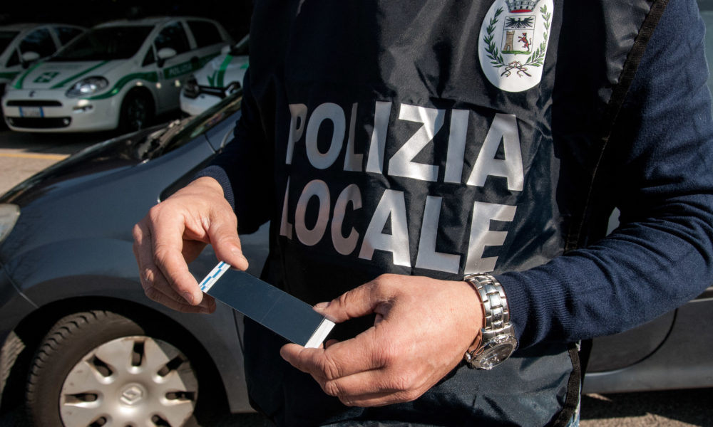 Truffa dell’assicurazione, scoperto dai vigili di Cantù falso broker
