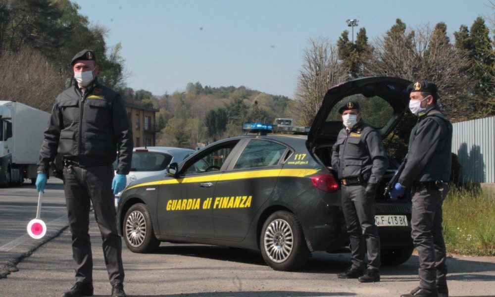 Cantù, sorvegliato speciale compra casa, la finanza sequestra l’appartamento