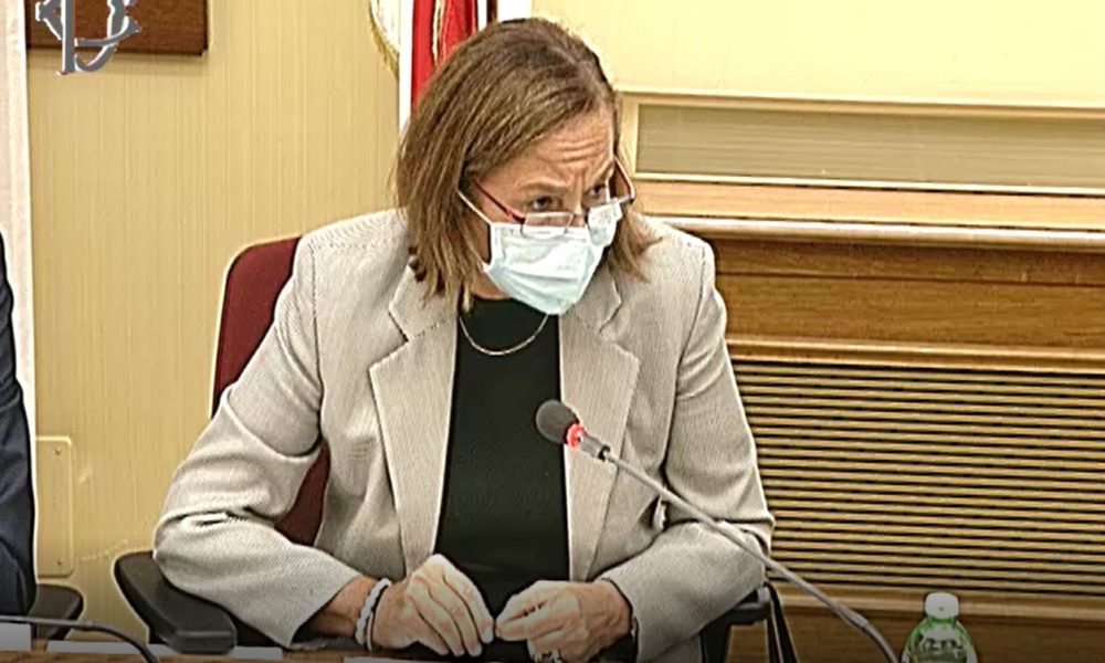 Omicidio di don Roberto, il ministro Lamorgese: “L’arrestato non risultava come figura pericolosa”