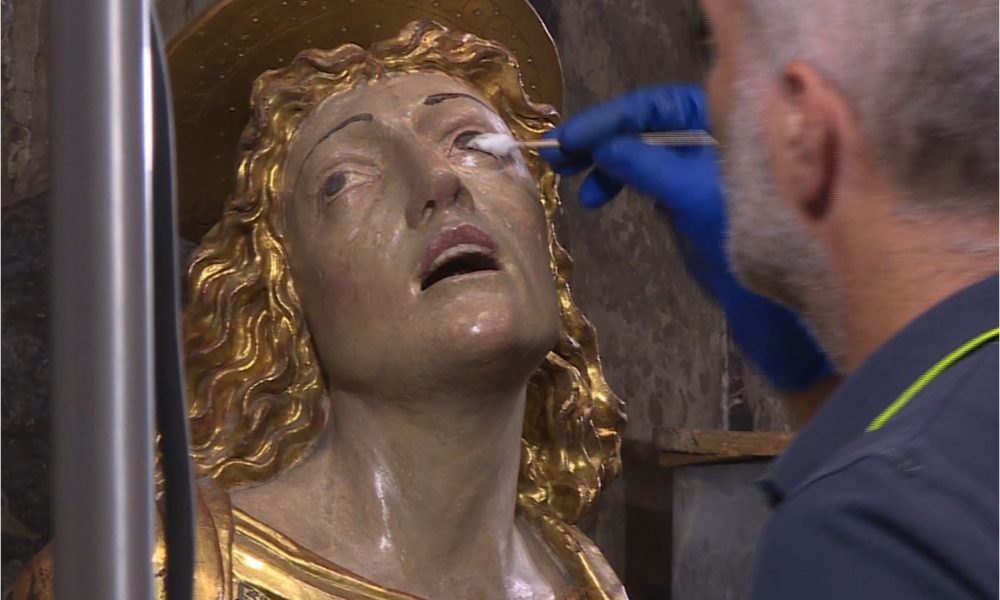 Da Como a Parigi, due sculture del Duomo in mostra al Louvre