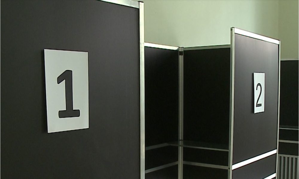 Election day, seggi aperti per comunali e referendum