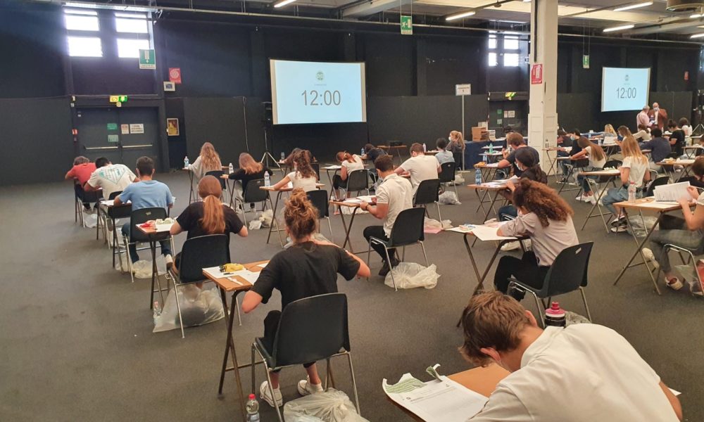 Università dell’Insubria, a Lariofiere 823 giovani ai test di Medicina e Odontoiatria