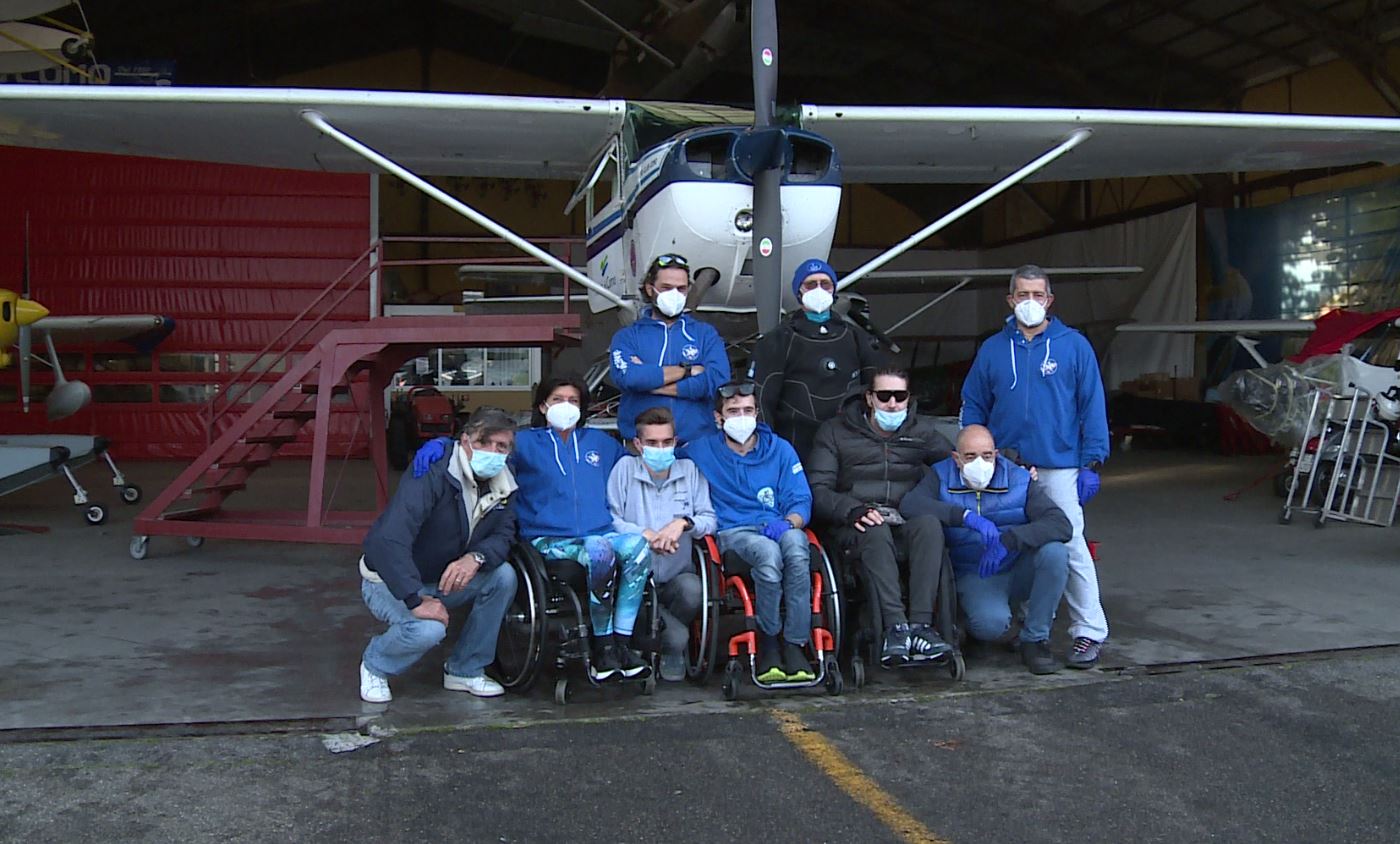 Dagli abissi al cielo, sub disabili alla scoperta dei fondali del lago e poi in volo sugli idrovolanti