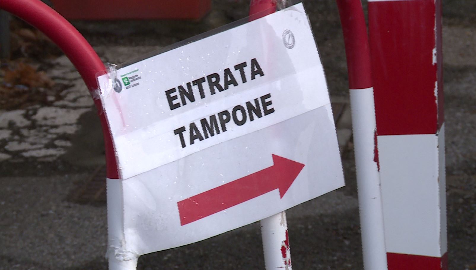 Via Napoleona: questa mattina effettuati 550 tamponi, più della metà legati alla scuola