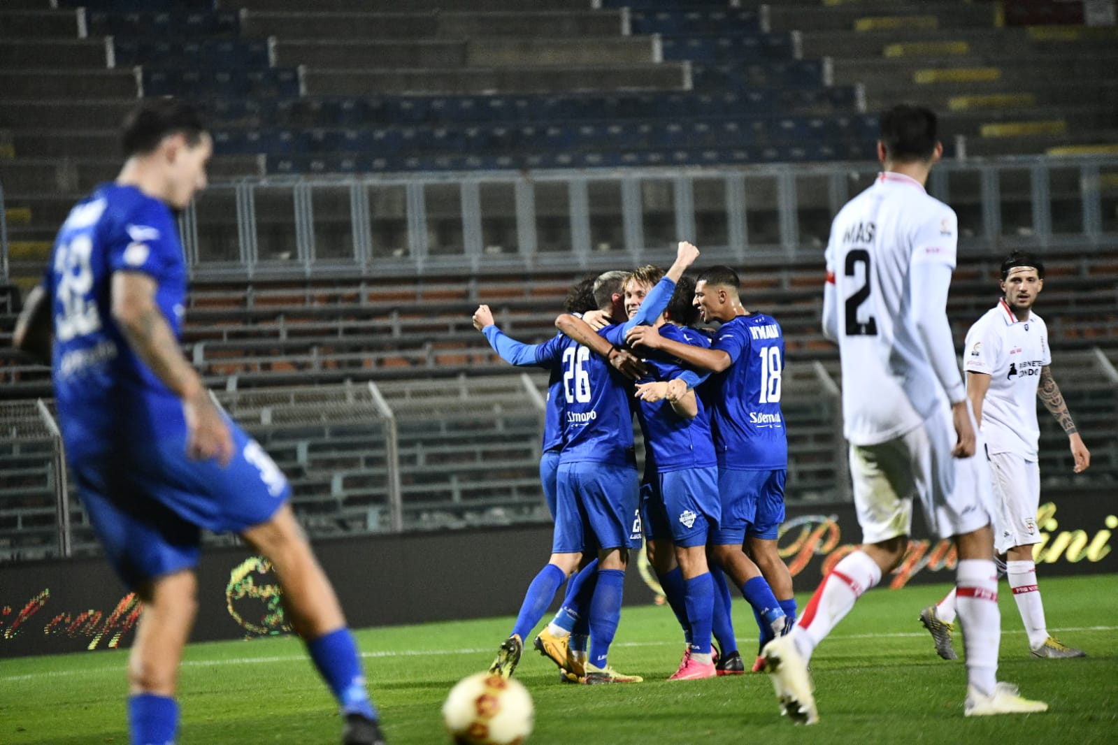 Il Como si arrende alla Pro Vercelli per 1-2. I ragazzi di Banchini restano a 13 punti con tre partite da recuperare