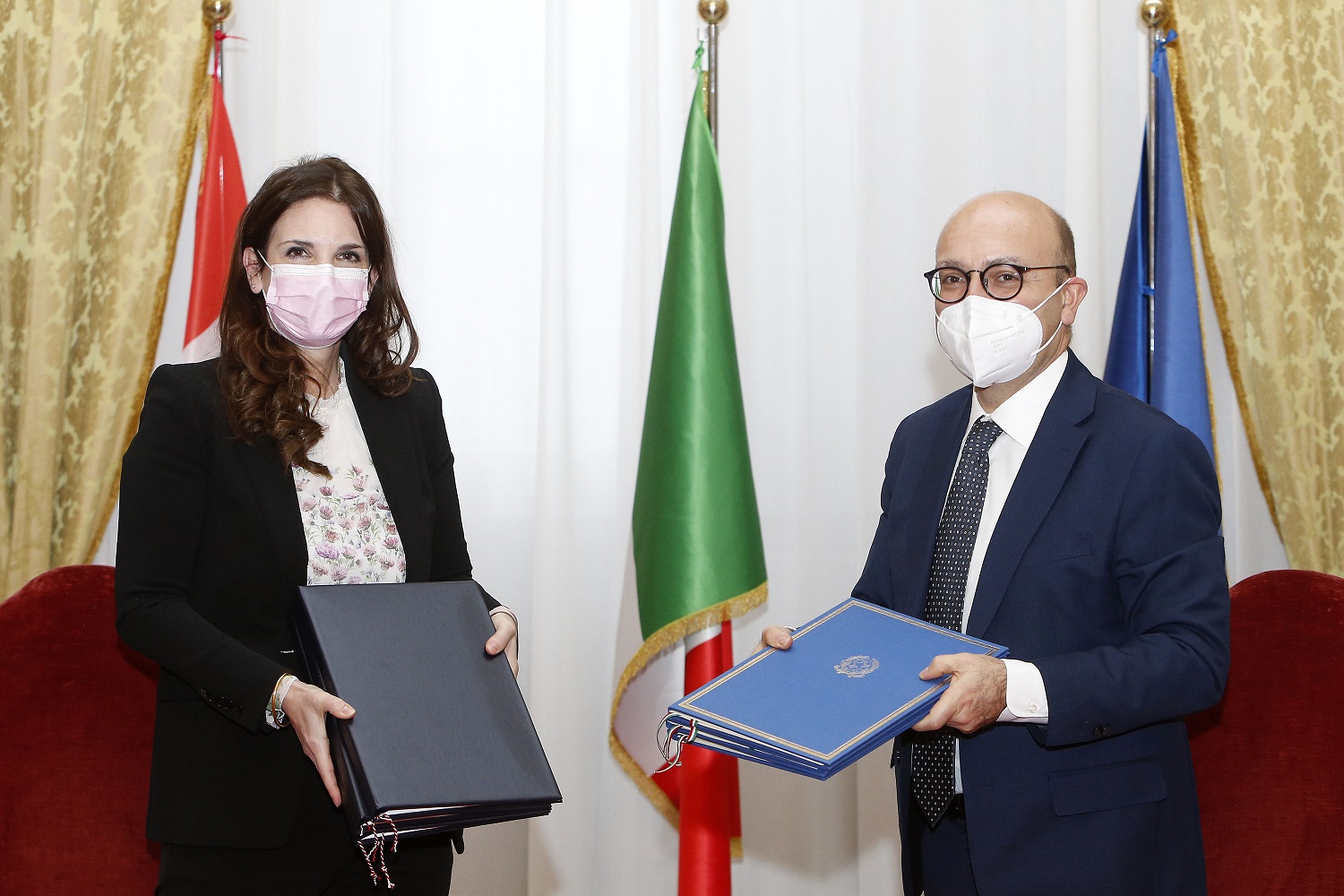 Roma e Berna firmano il nuovo accordo per l’imposizione dei frontalieri