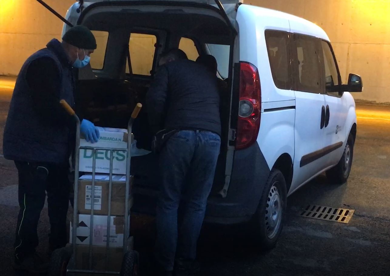 Vaccini anti Covid: dopo i ritardi sono arrivate altre dosi al Sant’Anna. Iniziata la consegna nelle Rsa