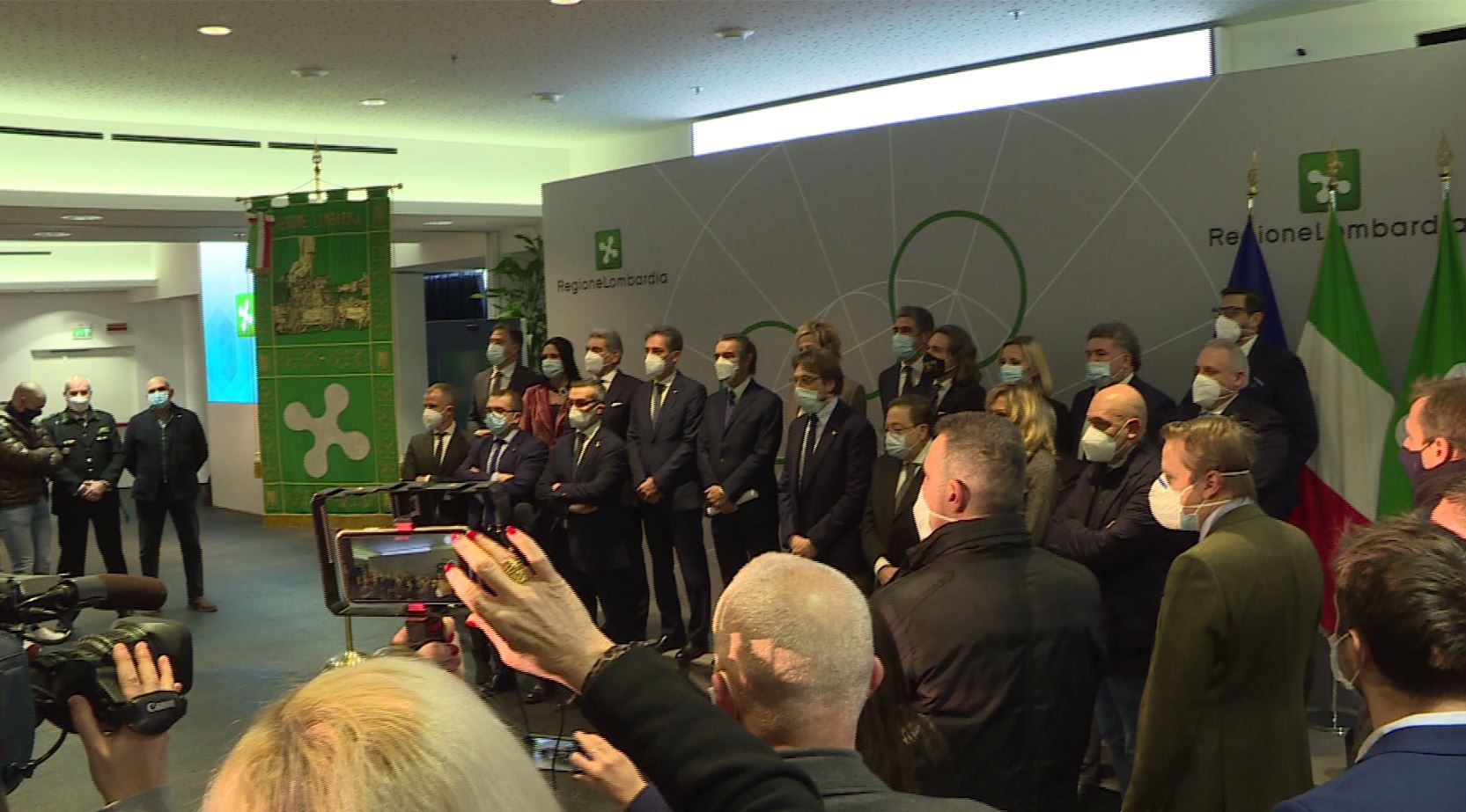 Presentata la “rinnovata” giunta lombarda, Fontana: “E’ il momento della ripartenza”. Moratti: “Al servizio dei cittadini”