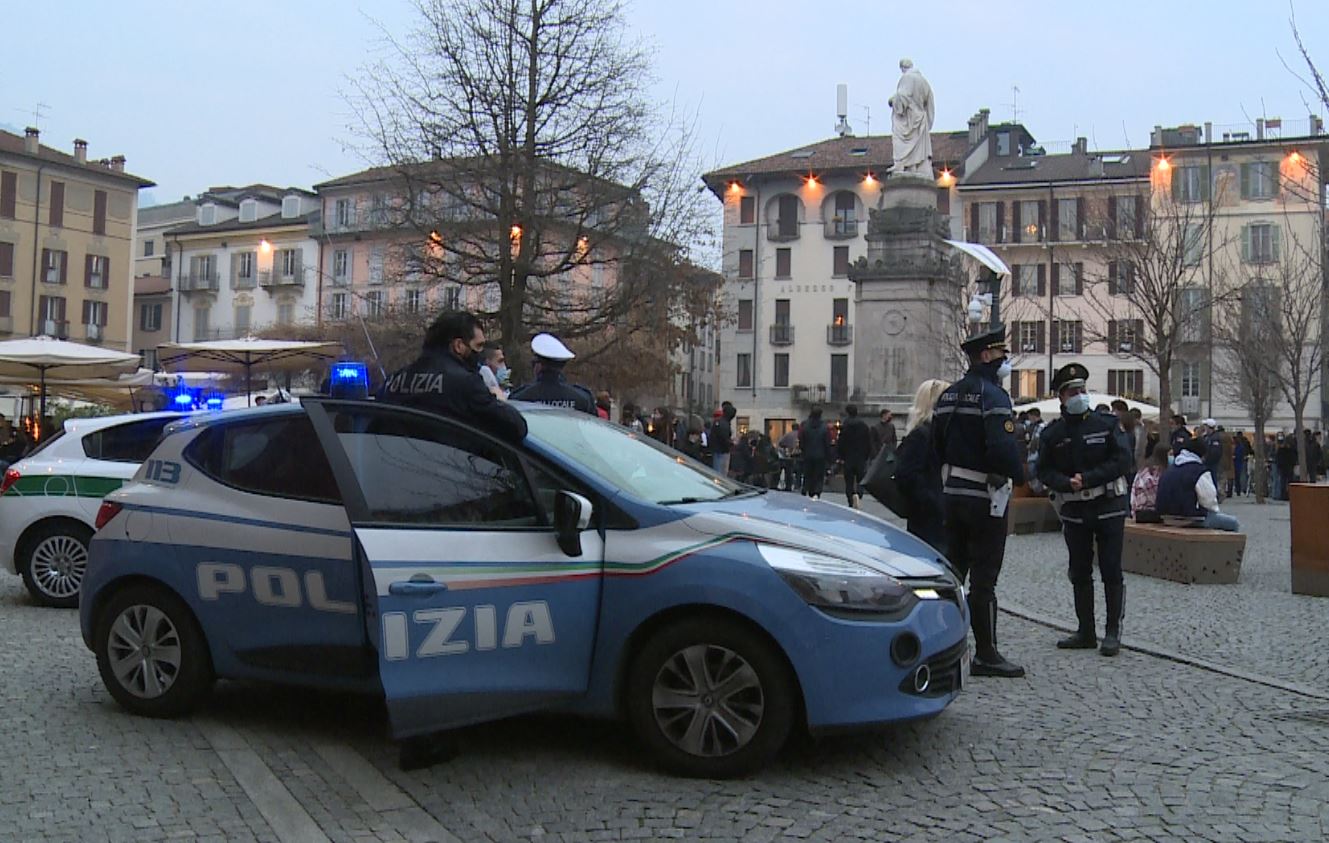 Como, il sindaco firma l’ordinanza anti-assembramento: chiusure e  sensi unici pedonali