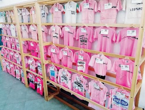 Collezione delle maglie rosa al Museo del Ghisallo