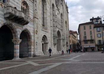 Facciata del Duomo di Como