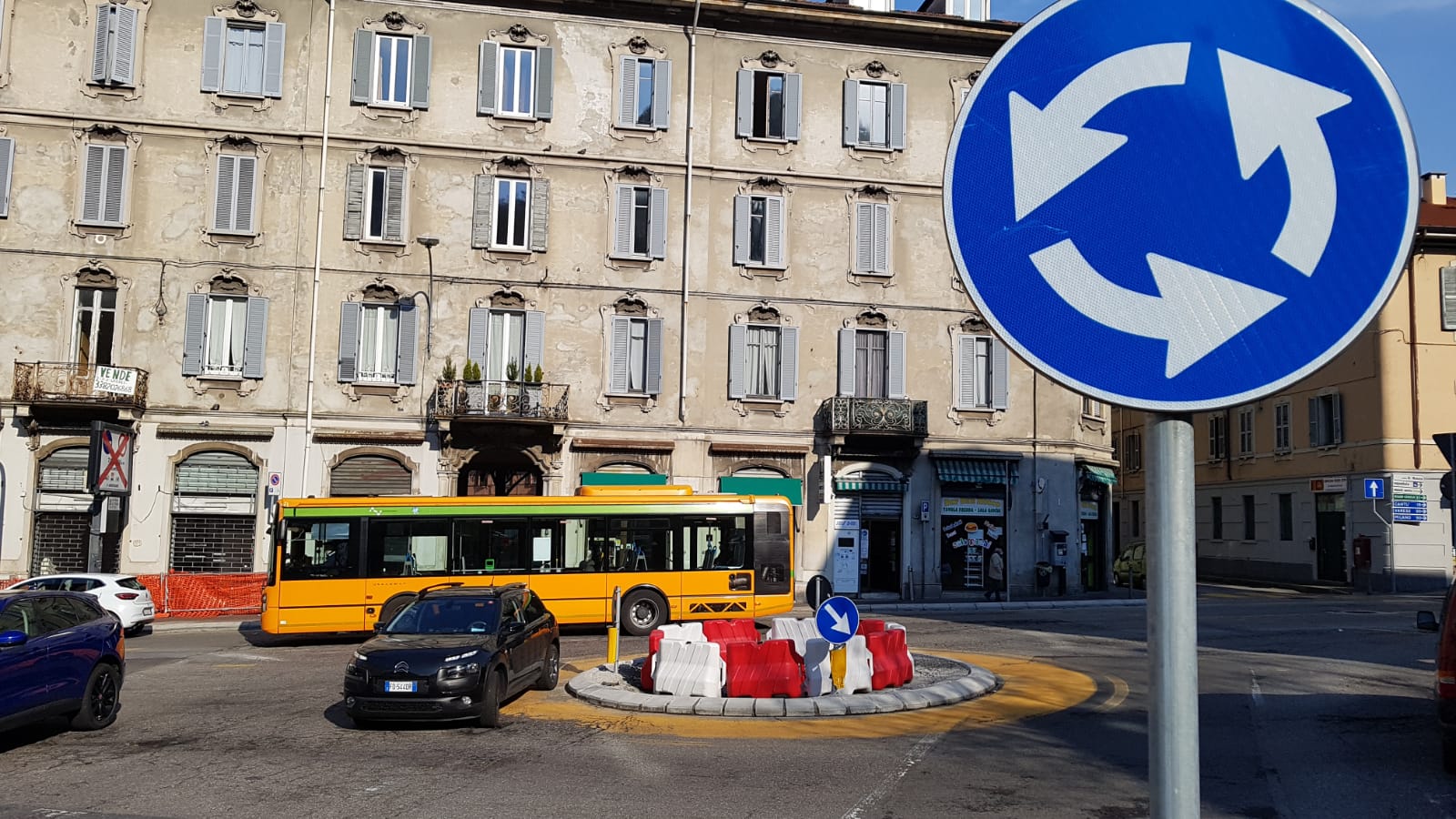Rotatoria definitiva di piazza San Rocco, via libera alla gara d’appalto