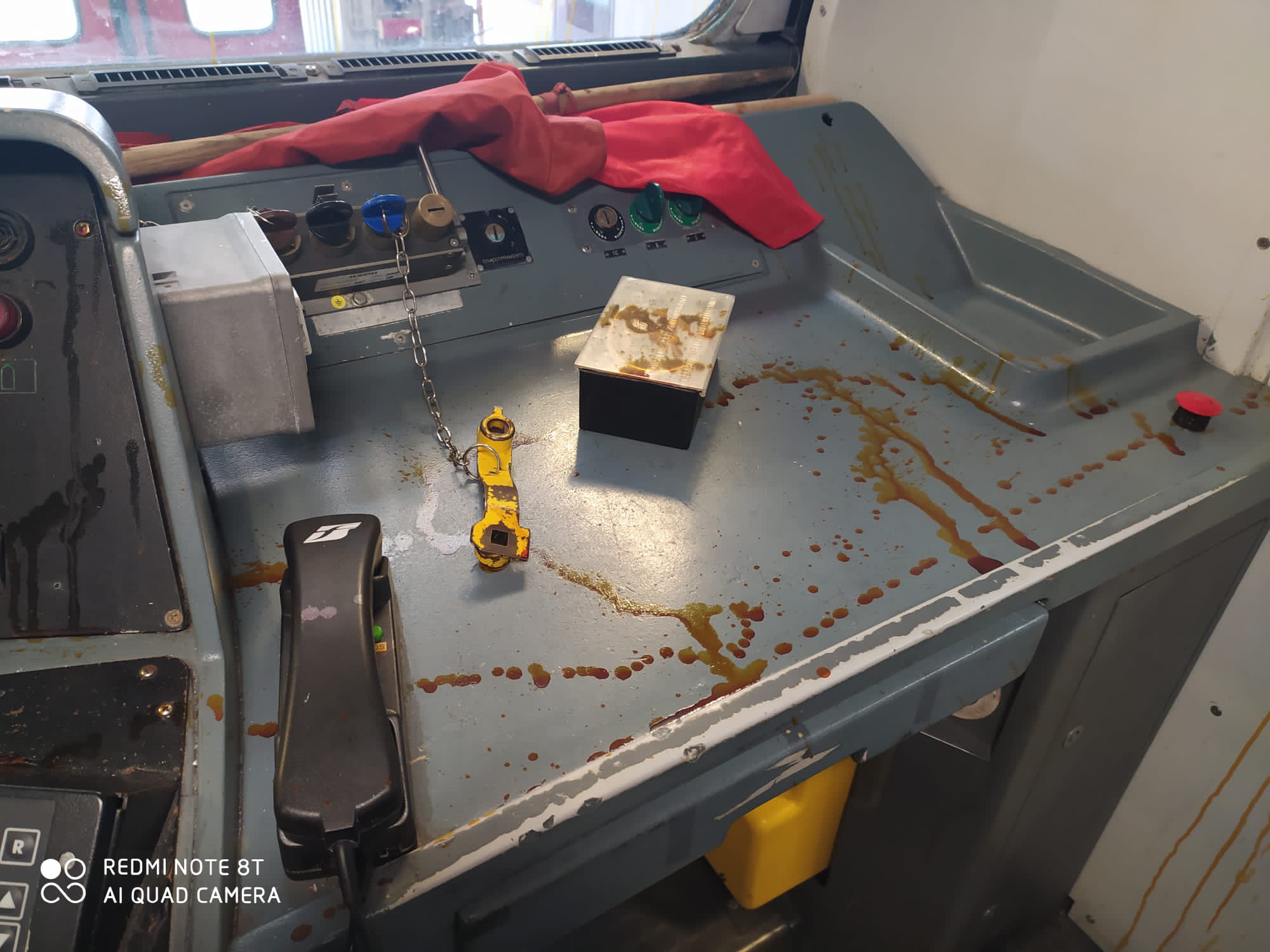 Stazione Como Lago, treni distrutti dai vandali. 100mila euro di danni