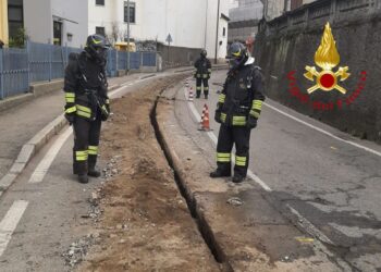 L'intervento dei vigili del fuoco a Casnate