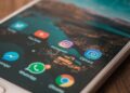 Instagram WhatsApp down